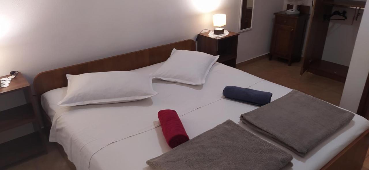 أوميس Apartments Ivka المظهر الخارجي الصورة