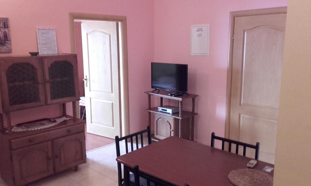 أوميس Apartments Ivka المظهر الخارجي الصورة