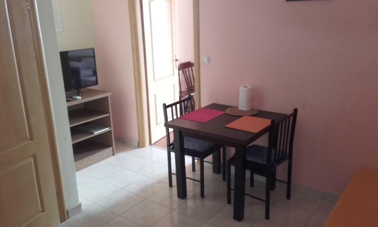 أوميس Apartments Ivka المظهر الخارجي الصورة